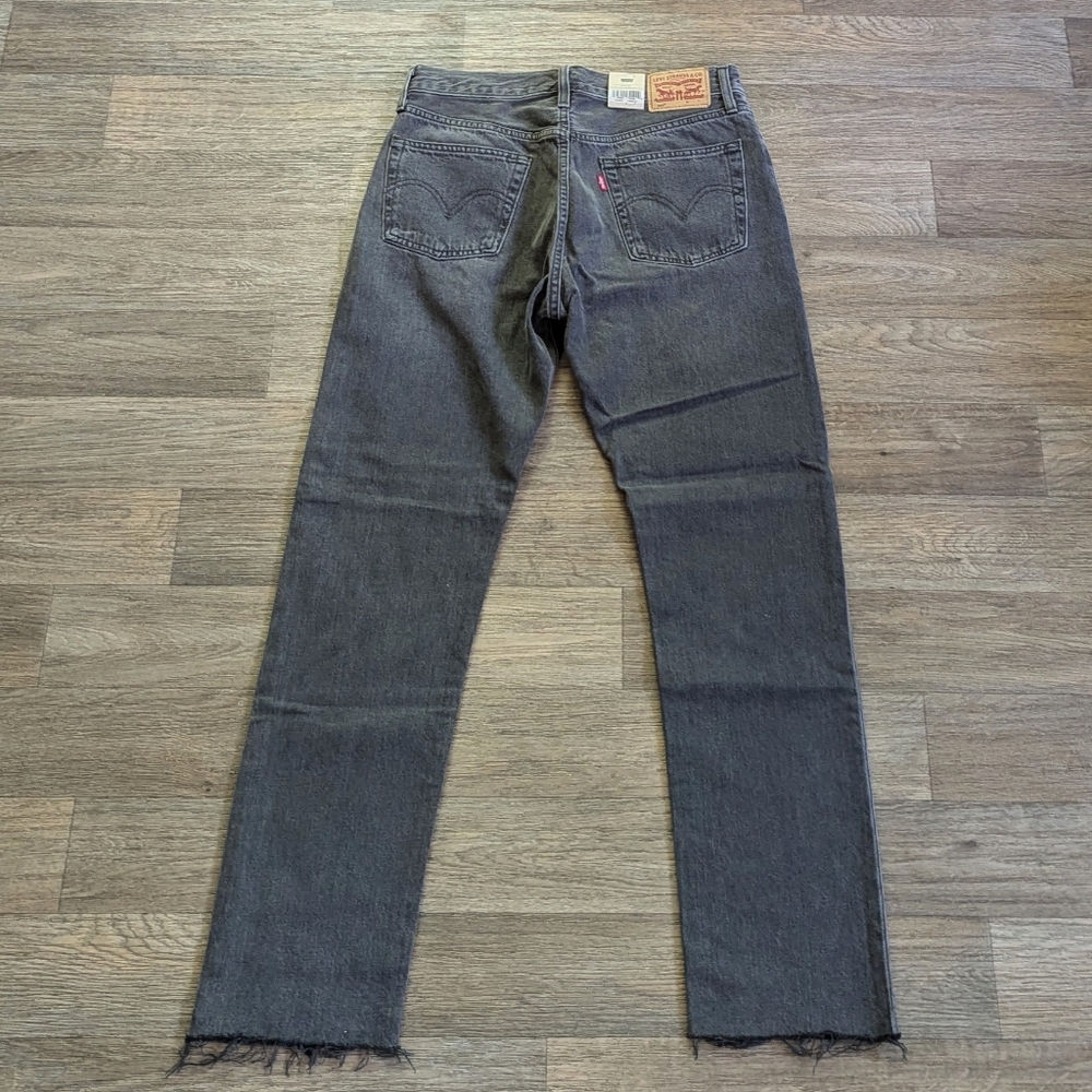 NWT Levi's 501 Original 100% Cotton Washed Black Jean Size 27 x 30 - Picture 3 of 6
